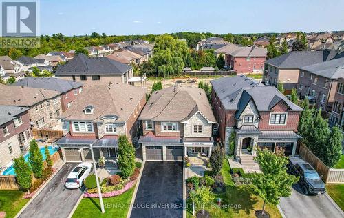 21 Verdi Road, Richmond Hill, ON - Outdoor With Facade