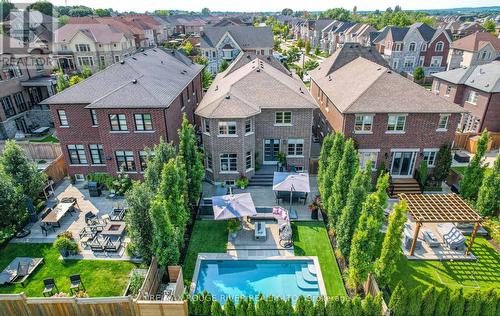 21 Verdi Road, Richmond Hill, ON - Outdoor