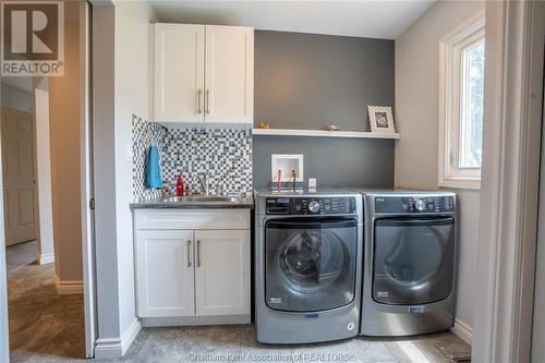 119 Hedge Maple Path, Chatham, ON - Indoor Photo Showing Laundry Room