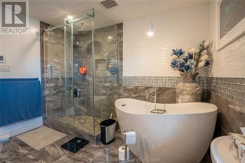 119 Hedge Maple Path, Chatham, ON - Indoor Photo Showing Bathroom