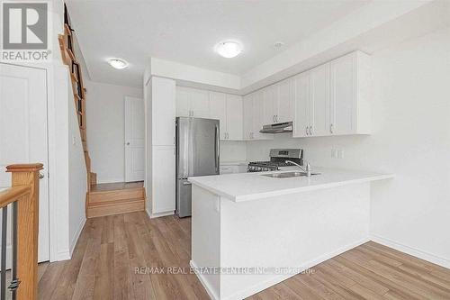 15 - 2232 Bromsgrove Road, Mississauga, ON - Indoor Photo Showing Kitchen With Double Sink