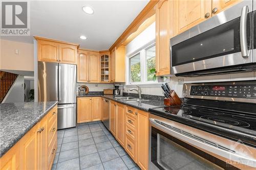 111 Bourbon Street, Ottawa, ON - Indoor Photo Showing Kitchen With Double Sink