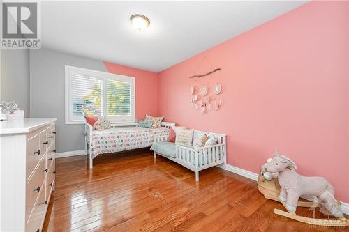 111 Bourbon Street, Ottawa, ON - Indoor Photo Showing Bedroom