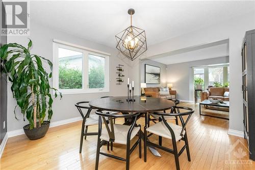 111 Bourbon Street, Ottawa, ON - Indoor Photo Showing Dining Room