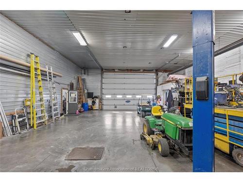 9450 Longwoods Road, Chatham-Kent, ON 