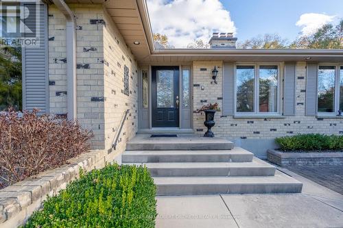 9565 Oxbow Drive, Middlesex Centre, ON - Outdoor With Facade