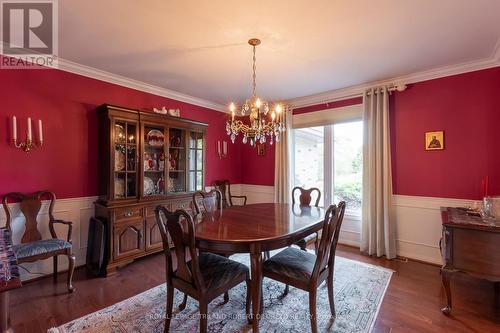 9565 Oxbow Drive, Middlesex Centre, ON - Indoor Photo Showing Dining Room