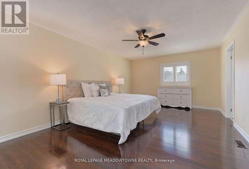 2857 Termini Terrace, Mississauga, ON - Indoor Photo Showing Bedroom