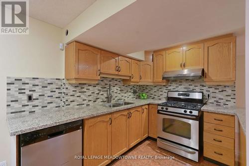 2857 Termini Terrace, Mississauga, ON - Indoor Photo Showing Kitchen With Double Sink