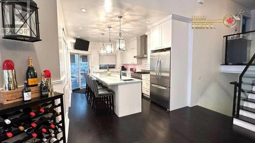 2136 Westview Drive, North Vancouver, BC - Indoor Photo Showing Kitchen With Upgraded Kitchen