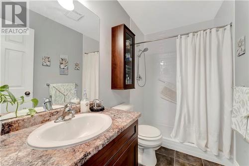 38 Howe Drive Unit# 1A, Kitchener, ON - Indoor Photo Showing Bathroom