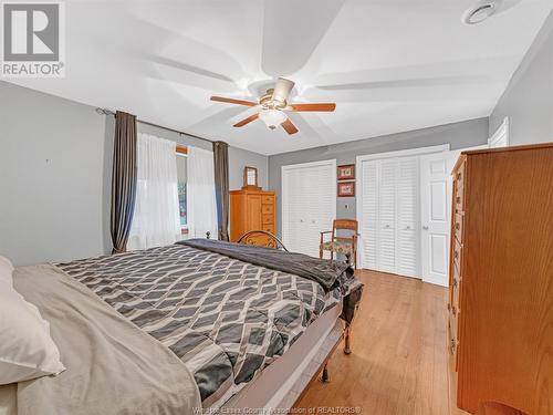 607 County Rd 2, Lakeshore, ON - Indoor Photo Showing Bedroom