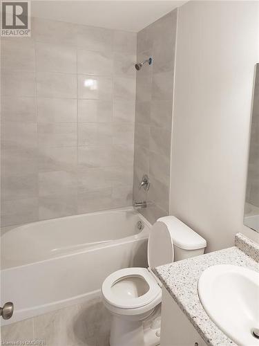 677 Park Road N Unit# 139, Brantford, ON - Indoor Photo Showing Bathroom