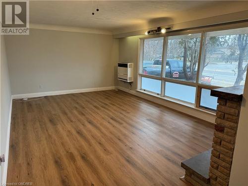 508 Walkers Line Unit# Main Level, Burlington, ON - Indoor Photo Showing Other Room