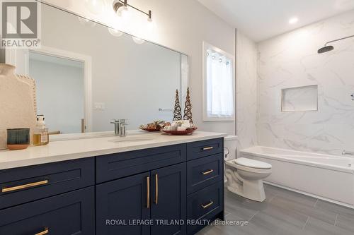 58 - 383 Daventry Way, Middlesex Centre (Kilworth), ON - Indoor Photo Showing Bathroom