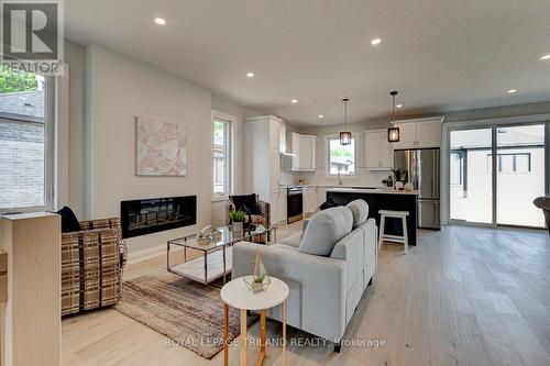 58 - 383 Daventry Way, Middlesex Centre (Kilworth), ON - Indoor Photo Showing Living Room With Fireplace