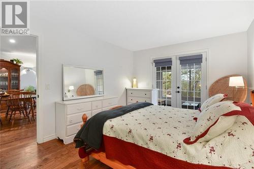 137 Steacy Gardens, Brockville, ON - Indoor Photo Showing Bedroom