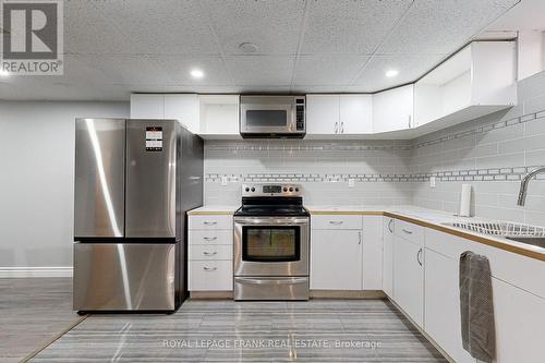 4379 Lawrence Avenue E, Toronto (West Hill), ON - Indoor Photo Showing Kitchen