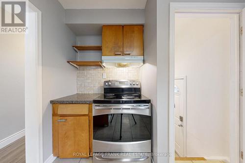 4379 Lawrence Avenue E, Toronto (West Hill), ON - Indoor Photo Showing Kitchen