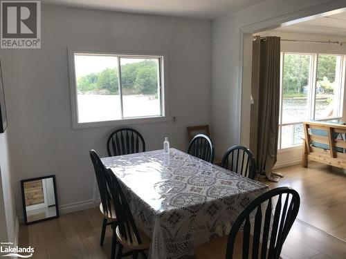 1060 Oxbow Lane, Minden, ON - Indoor Photo Showing Dining Room