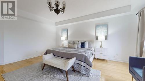 341 Bathurst Glen Drive, Vaughan, ON - Indoor Photo Showing Bedroom