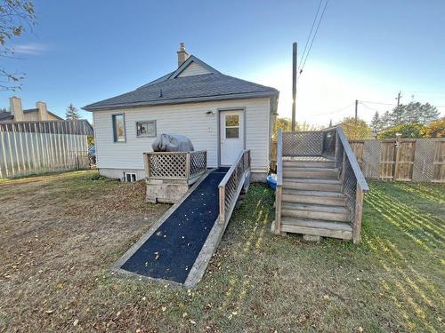 40 Clergue Street, Kakabeka Falls, ON - Outdoor With Exterior