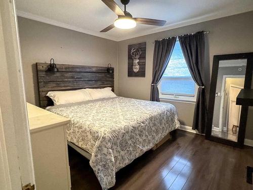 158 Balsam Street, Thunder Bay, ON - Indoor Photo Showing Bedroom