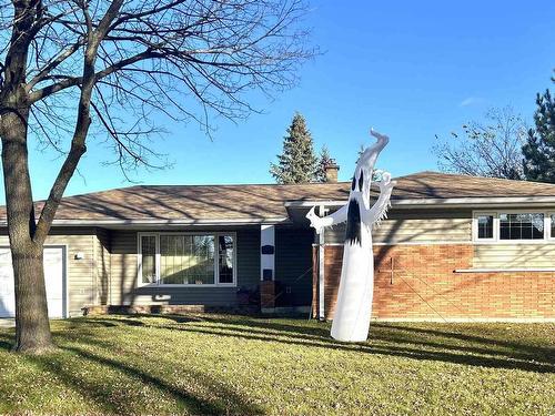 806 Armit Avenue, Fort Frances, ON - Outdoor