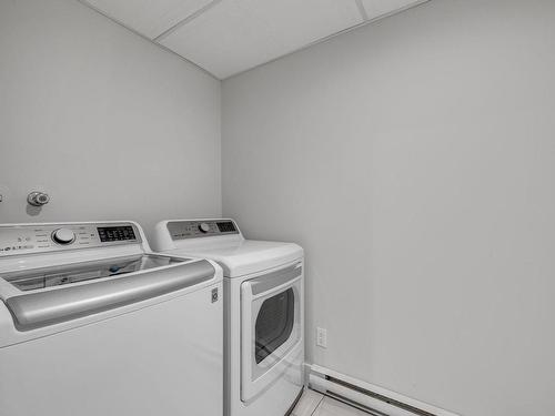 Salle de lavage - 43 Ch. Des Faucons, Stoneham-Et-Tewkesbury, QC - Indoor Photo Showing Laundry Room