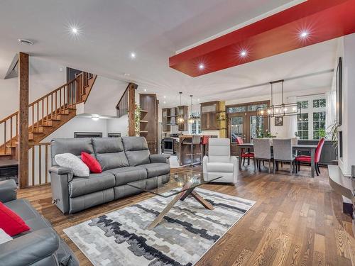 Salon - 43 Ch. Des Faucons, Stoneham-Et-Tewkesbury, QC - Indoor Photo Showing Living Room