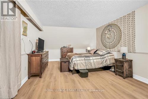 57 12Th Concession Road, Hamilton, ON - Indoor Photo Showing Bedroom