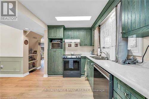 57 12Th Concession Road, Hamilton, ON - Indoor Photo Showing Kitchen With Double Sink