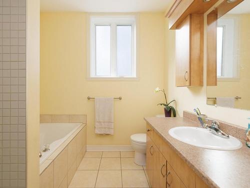 Salle de bains - 2-512 Rue Valois, Vaudreuil-Dorion, QC - Indoor Photo Showing Bathroom