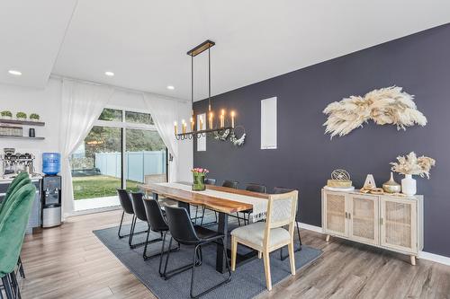 3714 Astoria Drive, West Kelowna, BC - Indoor Photo Showing Dining Room