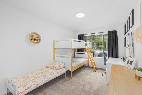 3714 Astoria Drive, West Kelowna, BC - Indoor Photo Showing Bedroom