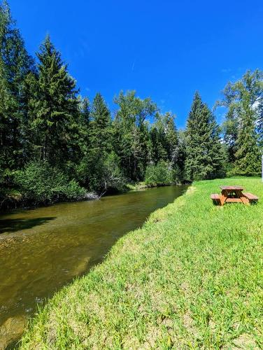 789 Shuswap River Drive, Lumby, BC - Outdoor