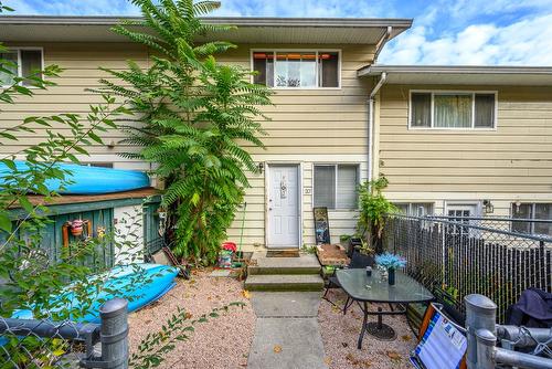 20-3807 32 Avenue, Vernon, BC - Outdoor With Exterior