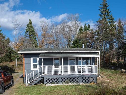 205 East Petpeswick Road, Musquodoboit Harbour, NS 