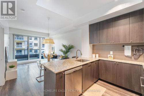 222 - 18 Rean Drive, Toronto, ON - Indoor Photo Showing Kitchen With Upgraded Kitchen