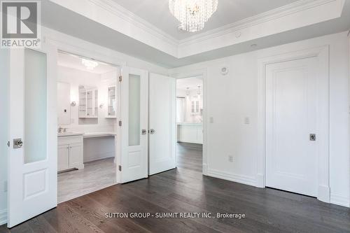 404 - 2060 Lakeshore Road, Burlington, ON - Indoor Photo Showing Other Room