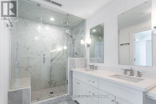 404 - 2060 Lakeshore Road, Burlington, ON - Indoor Photo Showing Bathroom