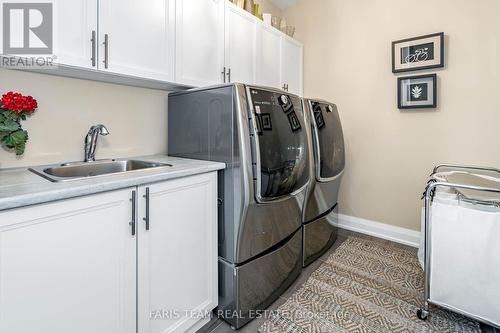 4454 North Valley Lane, Severn, ON - Indoor Photo Showing Laundry Room