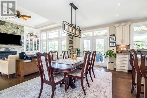 4454 North Valley Lane, Severn, ON - Indoor Photo Showing Dining Room