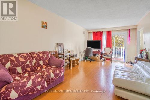 142 Mill Street N, Brampton, ON - Indoor