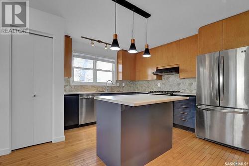 58 Marquis Crescent, Regina, SK - Indoor Photo Showing Kitchen With Upgraded Kitchen