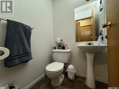 301 275 Kingsmere Boulevard, Saskatoon, SK - Indoor Photo Showing Bathroom