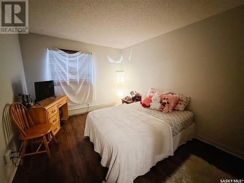 301 275 Kingsmere Boulevard, Saskatoon, SK - Indoor Photo Showing Bedroom