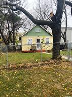 331 T AVENUE S  Saskatoon, SK S7M 3A9