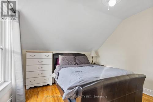 2 Verna Street, St. Thomas, ON - Indoor Photo Showing Bedroom