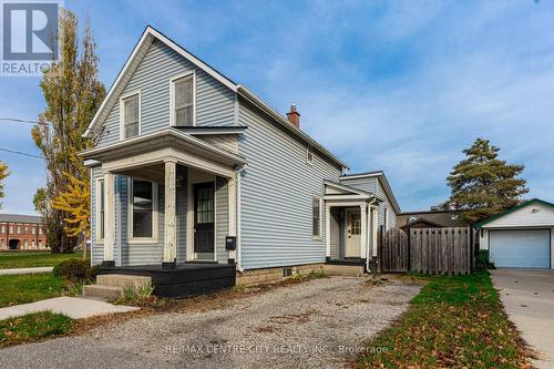 2 Verna Street, St. Thomas, ON - Outdoor With Facade